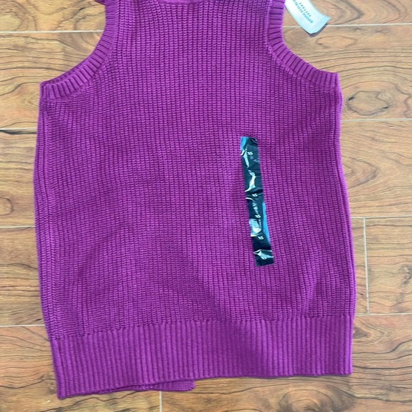 COPY - NWT Banana Republic Fuchsia Turtleneck Knit Sweater Vest Shirt Top - Picture 3 of 9